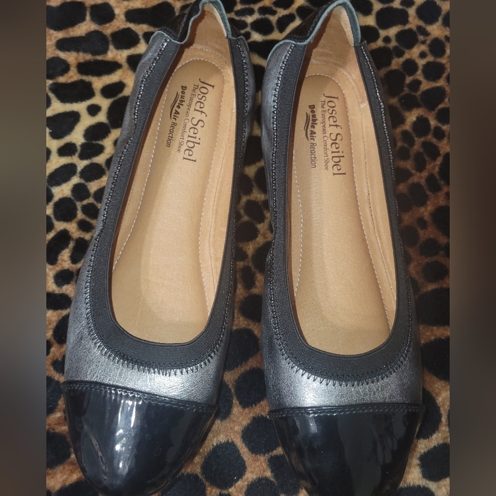 Josef Seibel Women's Black and Gray Shoes Size # 8 - Picture 10 of 10